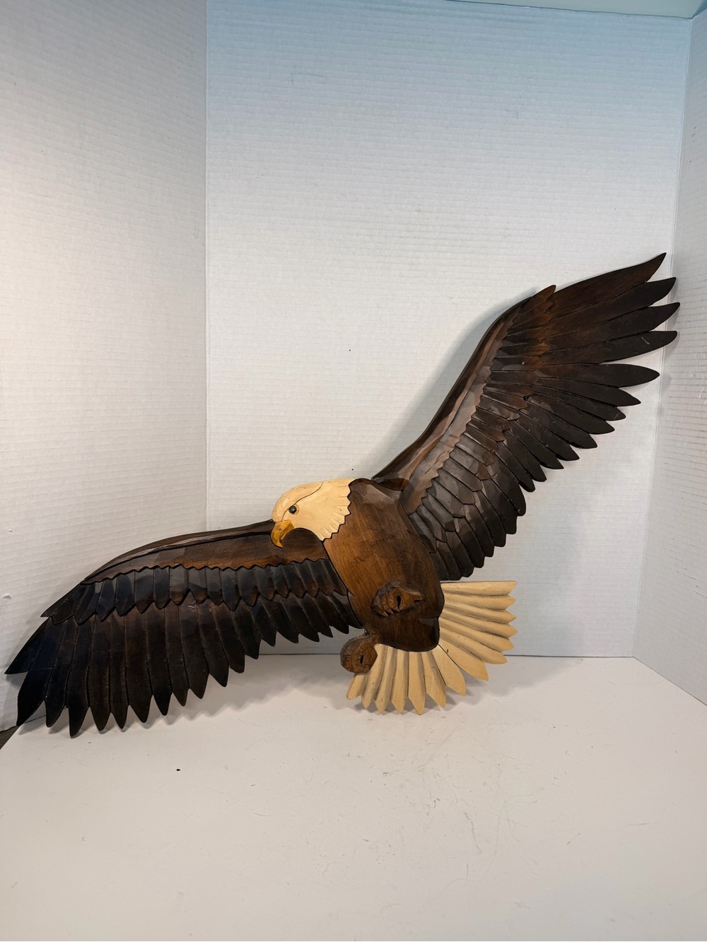 Vintage Hand Carved
Wooden Flying Bald Eagle
Wall Art Hanging Decor